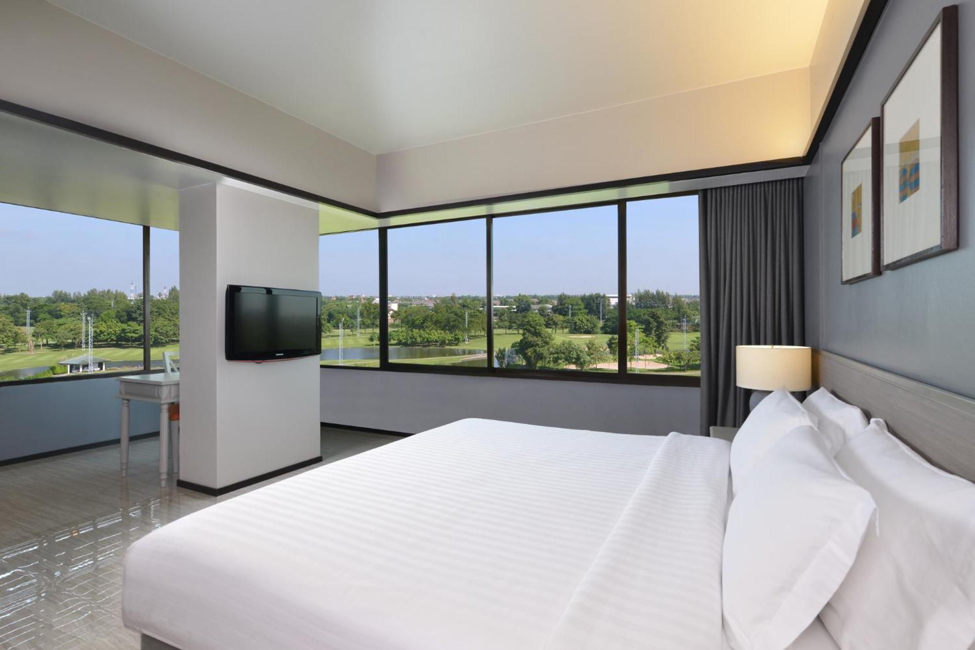 Tinidee Hotel Bangkok Golf Club - Sha Certified Pathum Thani Luaran gambar